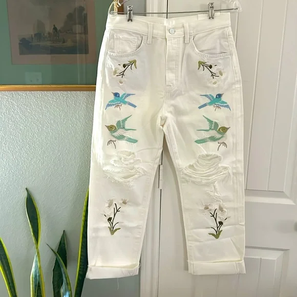 NEW 7 For All Mankind Easy Straight Ankle white crop jeans with embroidery - Picture 9 of 13